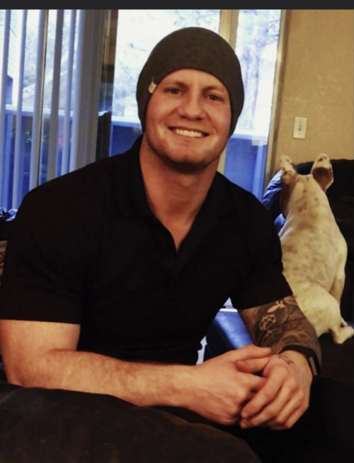 Profile for Tanner Davis, 32 / M / Indian Springs, NV Chat with an