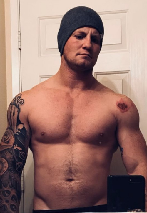 Profile for Tanner Davis, 32 / M / Indian Springs, NV Chat with an