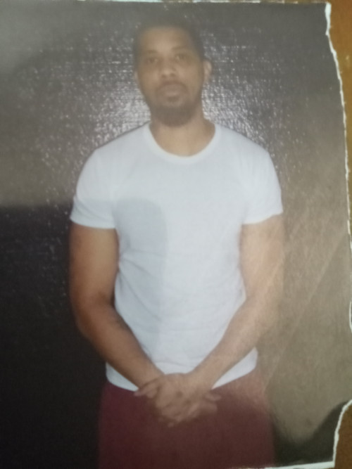 Profile for Cordero Edmonds, 37 / M / State Farm, VA - Chat with an