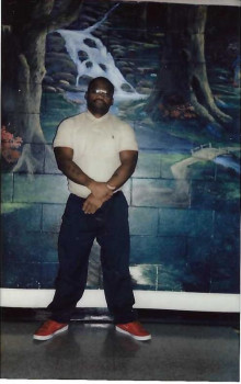 Eric R. Andrews