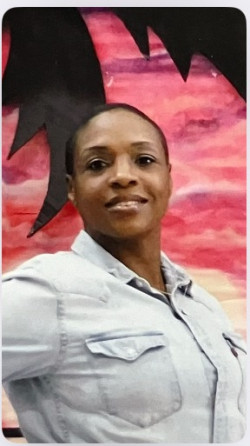 Quiana  Farrow