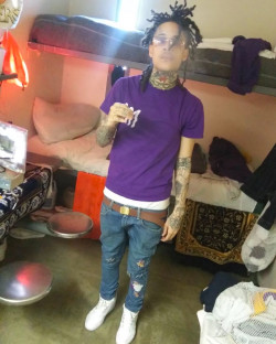 Tre  Rose