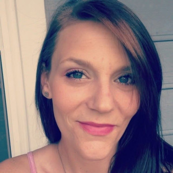 Alexis R Fenske