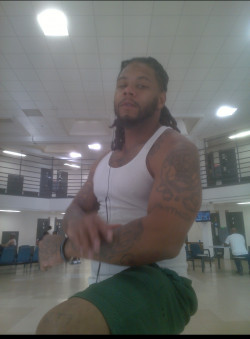 Shauntae M Woods