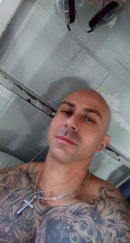 Michael J Nuzzo