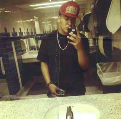 Jovanny  Lares