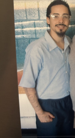 Adam  Ruiz