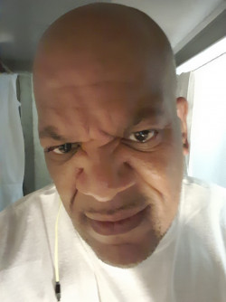 Travell  Holmes