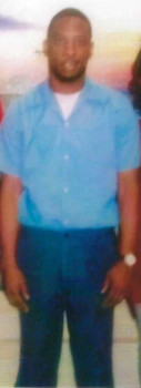 Christopher S Kizart